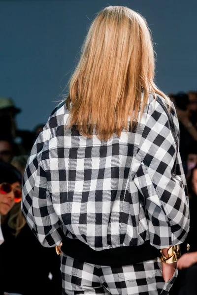 Look 55